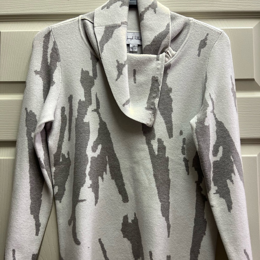 Joseph Ribkoff cowl neck sweater. New with tags